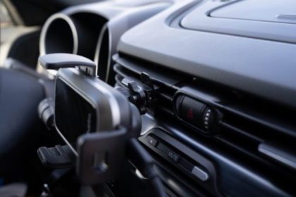 Verbatim Pro Qi Fast Wireless Car Charger FWC-03