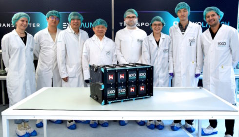 Foxconn vynesl na oběžnou dráhu dva satelity