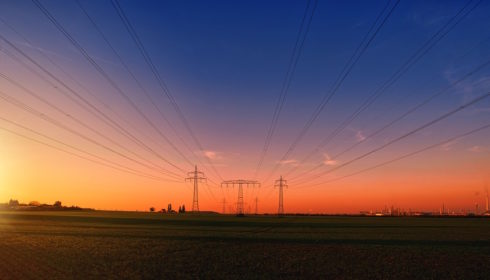Češi loni spotřebovali nejméně elektřiny za 14 let