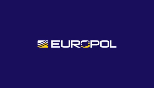 Europol odhalil investiční podvod za půl miliardy dolarů