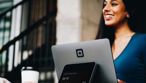 Umělá inteligence proměňuje věrnostní programy, klíčem k úspěchu je personalizace a efektivita