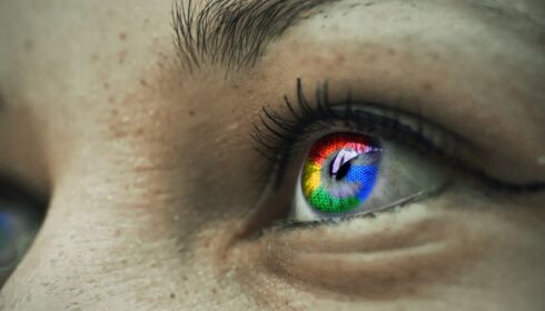 Google v reakci na poptávku po AI navyšuje letošní investice na 85 miliard dolarů, cloudová divize roste o 32 procent