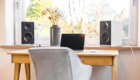 Špičkový zvuk v kompaktním designovém all-in-one provedení